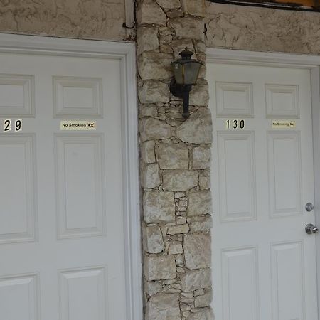 רגינה Coachman Inn מראה חיצוני תמונה