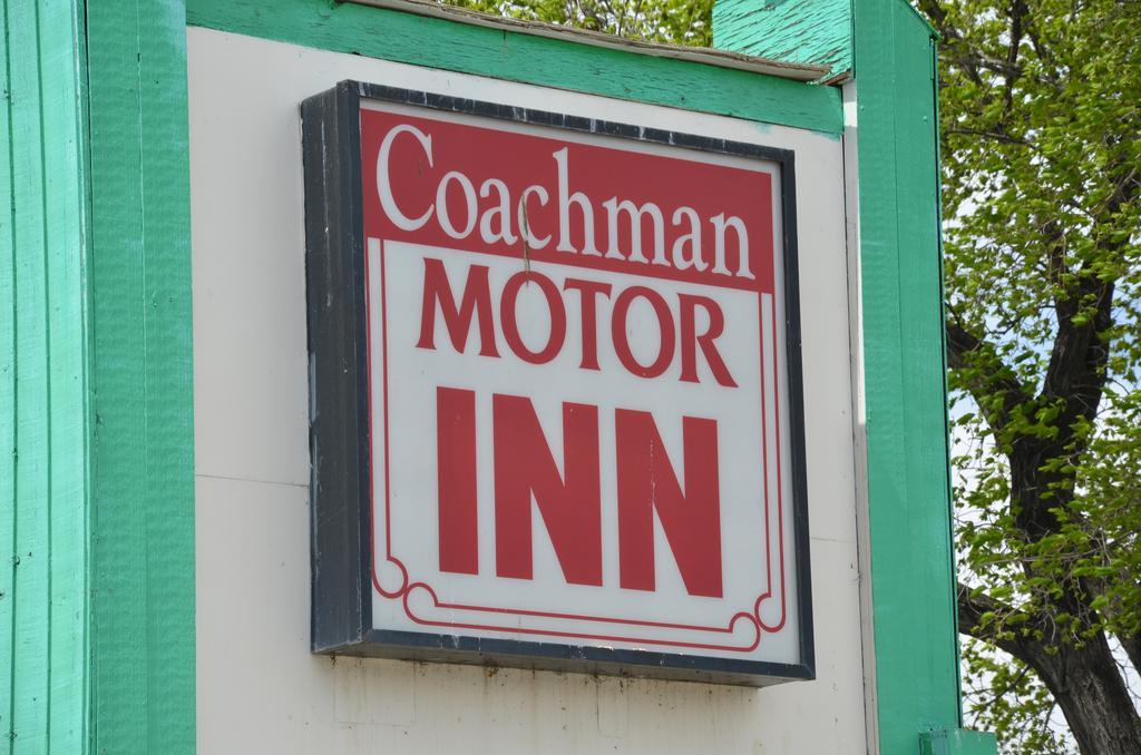 רגינה Coachman Inn מראה חיצוני תמונה